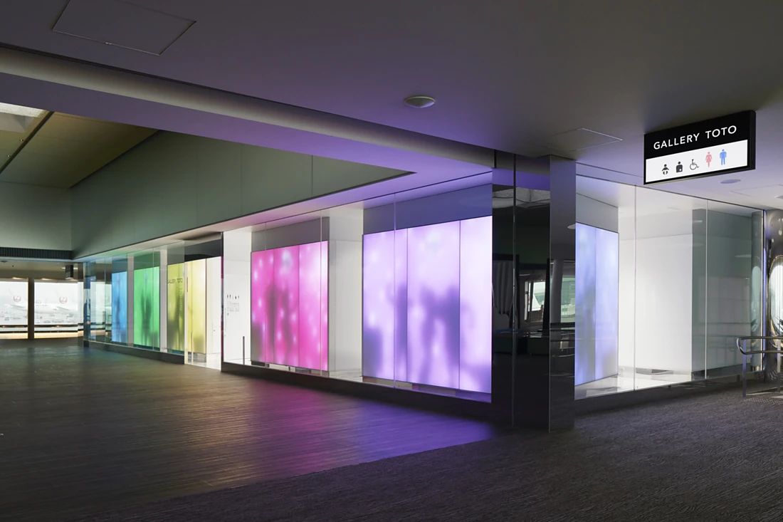 Gallery TOTO in the Terminal 2 waiting area at Tokyo’s Narita International Airport is an extraordinary place to experience TOTO bathroom products. Photo: DAICI ANO
